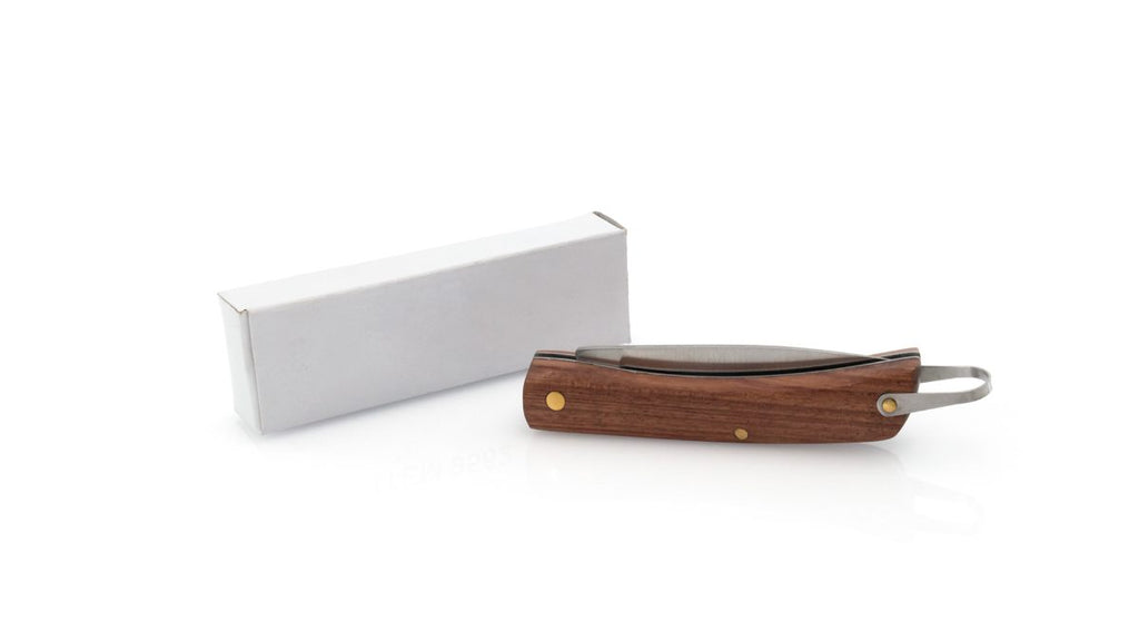 Navaja con mango de madera
