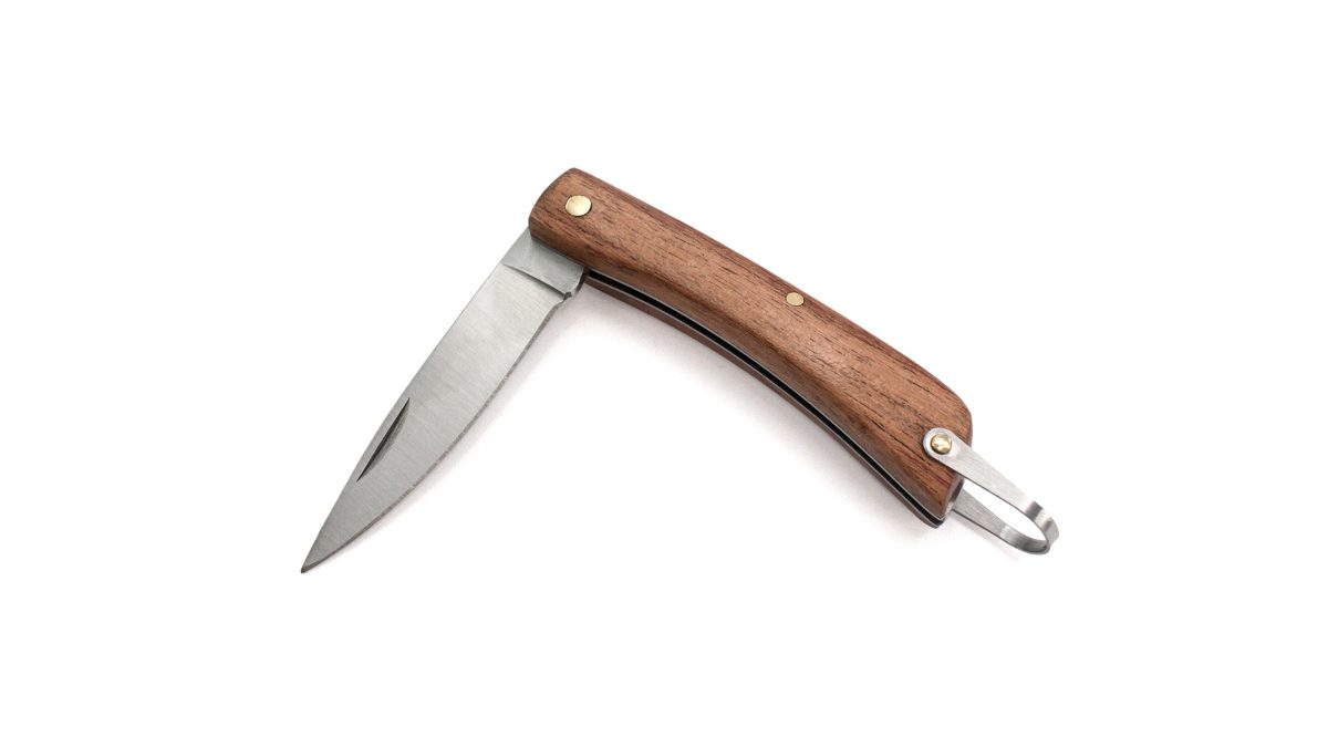 Navaja con mango de madera