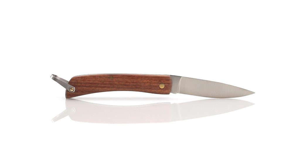 Navaja con mango de madera